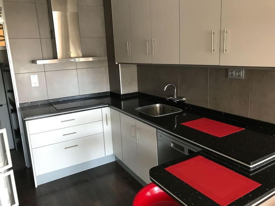 70 Sqm Apartment With Seaview In Arenales Del Sol. Kültér fotó