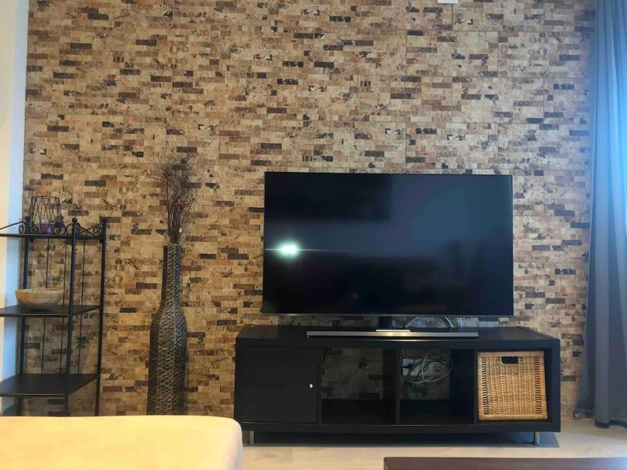 70 Sqm Apartment With Seaview In Arenales Del Sol. Kültér fotó